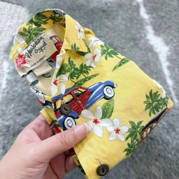 Hilo Hattie Hawaiian Classic Car Shirt - Picture 7 of 8